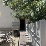 Albergue&cafetería Vía De La Plata Albergue *