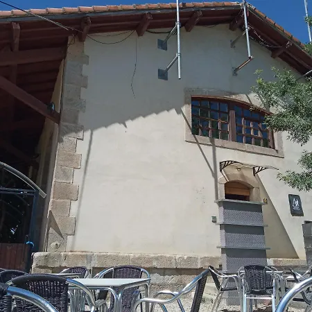 & Cafeteria Via De La Plata * Hervás