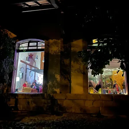 Albergue&cafetería Vía De La Plata Hostal *