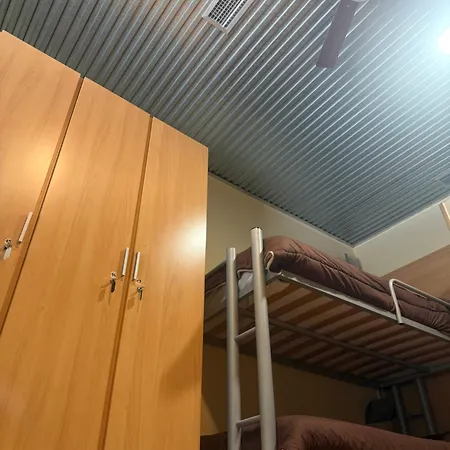 & Cafeteria Via De La Plata