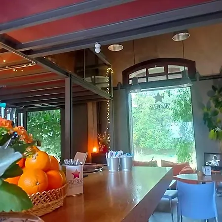 & Cafeteria Via De La Plata Hervás