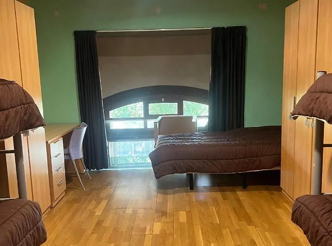 Albergue&cafetería Vía De La Plata Hostal