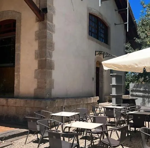 & Cafeteria Via De La Plata Hostel