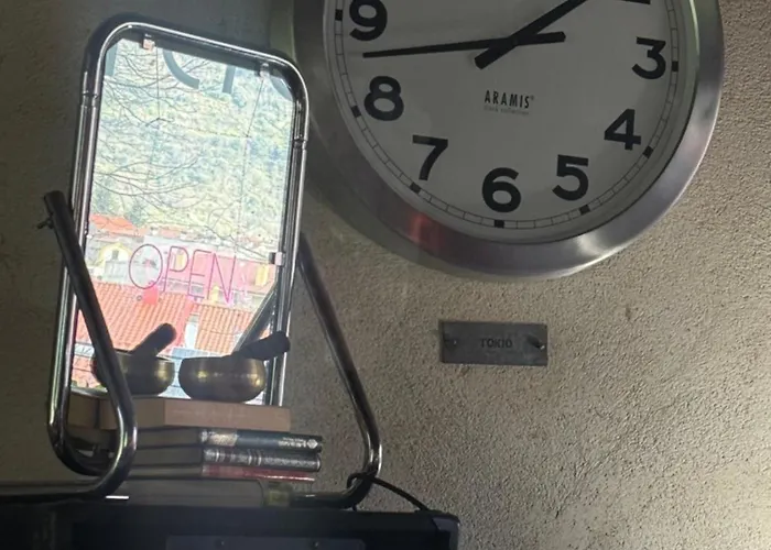 & Cafeteria Via De La Plata *